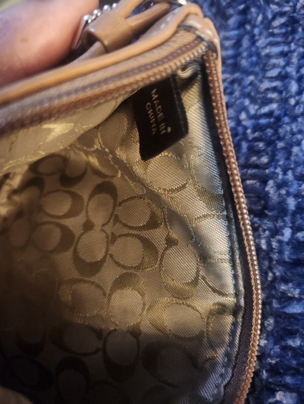 COACH Glove Tanned Leather Wristlet - Picture 9 of 10